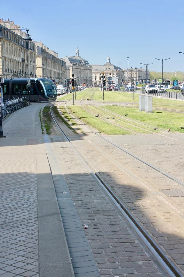 Le Confidentiel By Cocoonr Apartment Bordeaux Luaran gambar